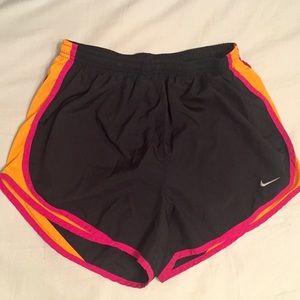 Women's Nike Dri-Fit Tempo Shorts